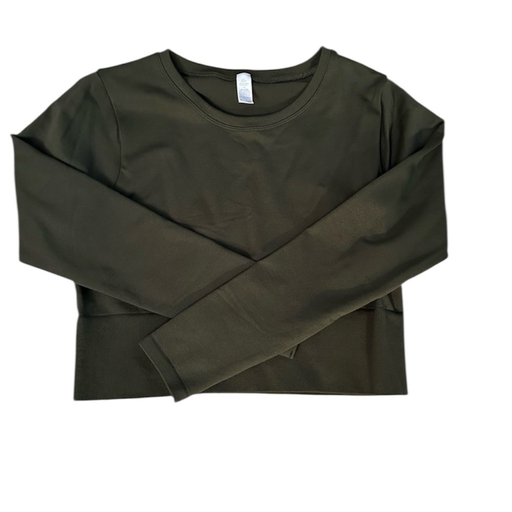 Aerie long sleeve cropped athletic top in olive green size L NWOT